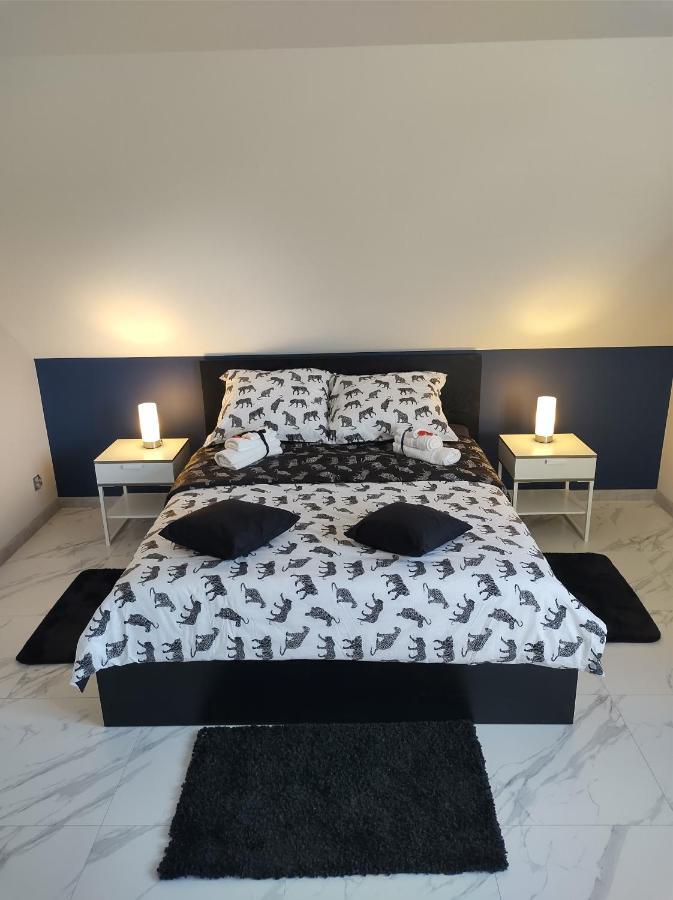 Apartament Nadziei ชเมียวล์โน ภายนอก รูปภาพ